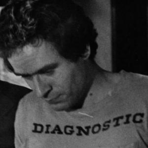 Crime Magazine: Serial killer by Cristina Brondoni