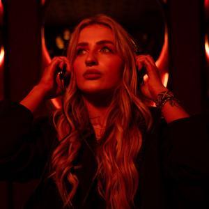 Megan Fernandez Mixes by DJ Megan Fernandez