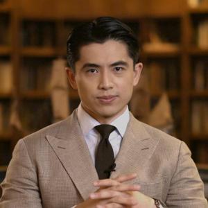 Johnathan Bi by Insights from the Great Books