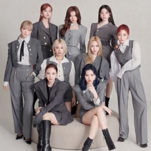 TWICE stages/covers/edits by tzusamoyeon