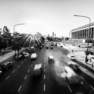 LEGISLAÇÃO DE TRÂNSITO COMENTADA by Professor Júlio Oliveira