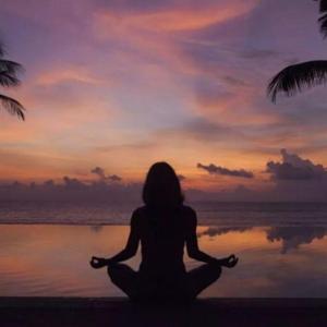 轻音乐|催眠音乐|超熟睡冥想瑜伽 by 平凡_的歌单