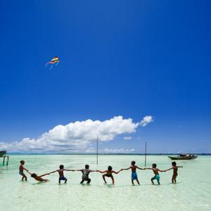 白杨叔叔讲故事 哄睡陪伴 by 白杨叔叔讲故事