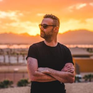 Paul Thomas presents UV Radio by Paul Thomas