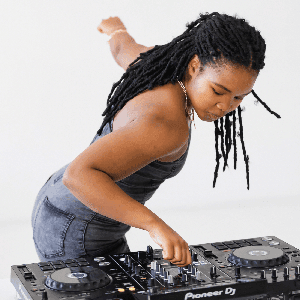 Yamke Molo - DJ Mixes by Yamke Molo