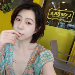 遊牧貴婦旅居人森 by 黃珼帝