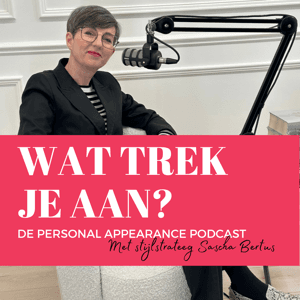 Wat trek je aan? by Sascha Bertus