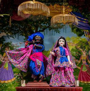 Brihat Mridanga by Windy City Kirtans