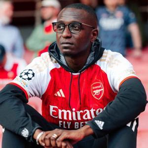 LES OUTSIDERZ by Stan Diop