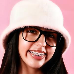 DJ LIVIA by DJ LIVIA